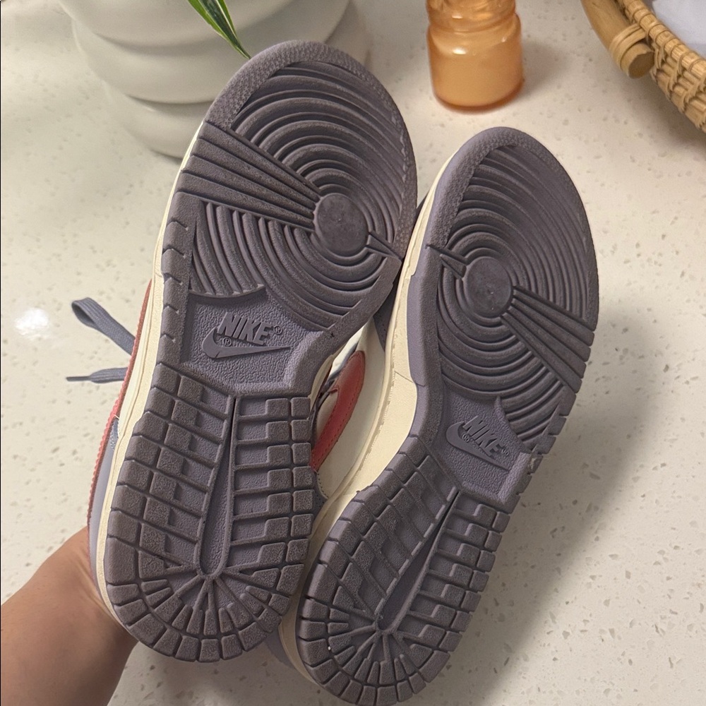 Nike Women’s Dunk Low ‘Indigo Haze’ - Picture 6 of 6